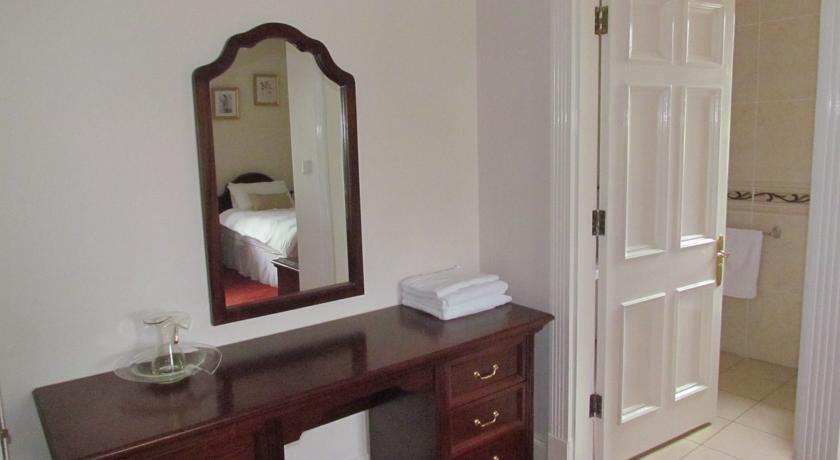 Gate Lodge B&B Portumna Pokoj fotografie